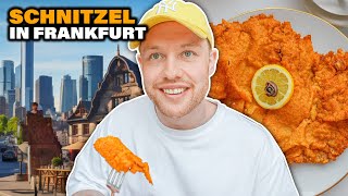 Wir essen WIENER SCHNITZEL in Frankfurt 🇩🇪 [upl. by Coffin727]