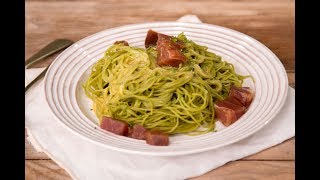 Pasta verde con kimchi y atún crudo  Elle España [upl. by Gnod]