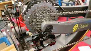 新型SHIMANO 12速互換性テスト① DuraAce R9250 と、SRAM RED AXS 1033Tを組み合わせてみました。 [upl. by Naehs77]