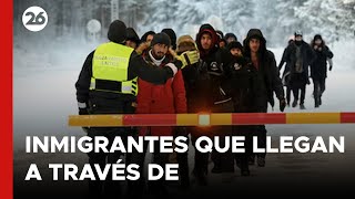 FINLANDIA  Rusia colapsa la frontera de Finlandia con inmigrantes ilegales [upl. by Tessie641]