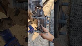 Intra V30 brake problem tatasmallcommercialvehicle tataintrav30 repairs gourisankartransports [upl. by Wagstaff968]