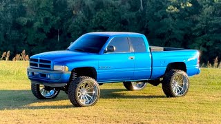 PUTTING 26s ON 2ND GEN RAM  5quot LIFT KIT [upl. by Eintrok533]