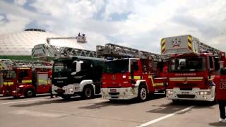 1° desfile de bomberos region metropolitana material mayor [upl. by Airekat]