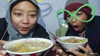 makan soto daging SAPI minum jeruk hangat [upl. by Xirdnek]