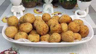 Receita Fácil de Bolinhas de Mandioquinha com Queijo Aperitivo Perfeito e Delicioso [upl. by Darnoc83]