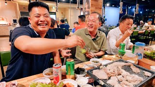 Exploring South Korea Gyeongbokgung Palace Blue House amp Delicious Korean BBQ  SAPA TV [upl. by Aleahc]