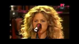 Shakira La Tortura  Live Mtv Day 2005 [upl. by Cordell]