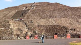 Visitando Teotihuacán [upl. by Ykcor]