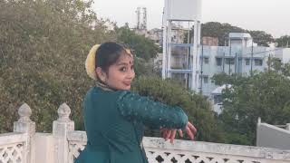 Shree Krishna Sharanam mamah kathak dance by Bhavya Jani [upl. by Eletnahc]