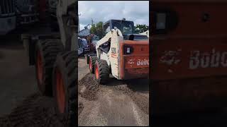 2006 SKID STEER BOBCAT S220 WITH HIGH FLOW 02 [upl. by Atirres]