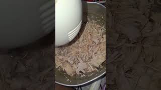 como desmenuzar una pechuga de pollo 🍗 con la Batidora viralreel videoreels reels [upl. by Tiphanie]