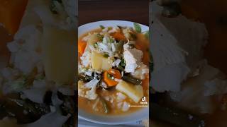 Caldo de pollo con verduras pechuga deliciousfood yummy comidadeliciosa mexico lebanon food [upl. by Delfeena]