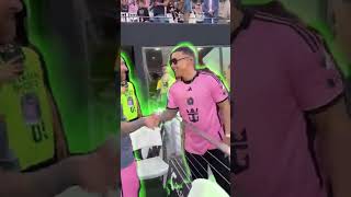 El Saludo Viral entre Messi y Daddy Yankee  recuerdosinolvidables [upl. by Ycaj]