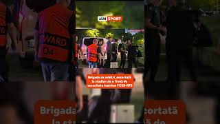 Brigada de arbitri escortată la stadion de o firmă de securitate înaintea meciului FCSB  RFS [upl. by Ggerg]