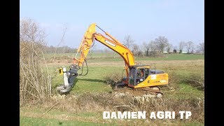 DOOSAN DX 255 LC avec cisaille forestiére Gallic solutions Esus 550  BELOT Fabrice [upl. by Analeh]