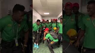 LARRIVÉE DES LIONS INDOMPTABLES AU STADE DE LA PAIX DE BOUAKÉ [upl. by Anwahsiek]