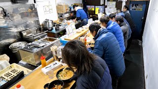 早朝３時から始まる牛すじ立ち食いうどんそば屋の大阪だし文化が最高過ぎた丨Osakas Soul Food：Best Udon in Osaka [upl. by Piegari]