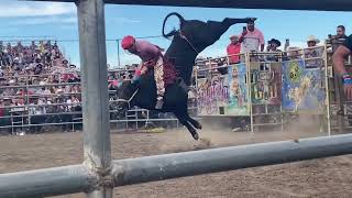 Jaripeo en Hillsboro Oregon Hijos De Barron y SASQUATCH [upl. by Mufinella]