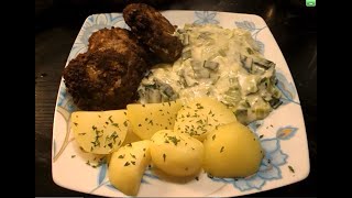 Frikadellen mit Rahmporree und Kartoffeln [upl. by Hsitirb421]