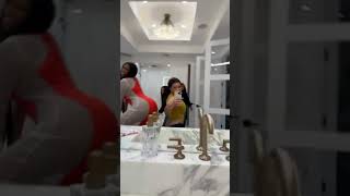 Cardi B And Her Friends Dance And Sing Together In The Mirror [upl. by Ocsirf186]