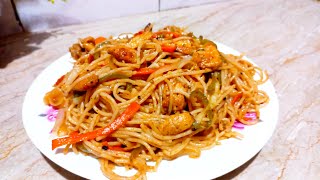 Chicken Chow Mein Recipe  Chicken Noodles Recipe  By Sindh Food Recipes [upl. by Annahgiel686]