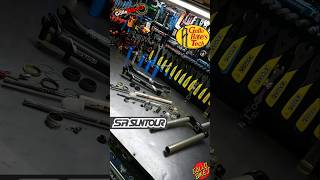 Mantenimiento Suspensión Suntour RAIDON Servicio Completo desarmado limpieza service fork bike MTB [upl. by Ahsenat]