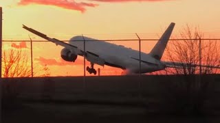 Video shows Air Canada planes rough landing at Toronto Pearson airport [upl. by Missy]