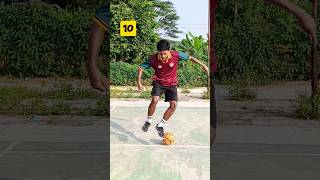 10 skill gocek bola futsalskills footballskills footballshorts [upl. by Egiap]