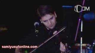 Sami Yusuf kemanı ile Taleal Beduru İlahisini çalıyor [upl. by Yerok]