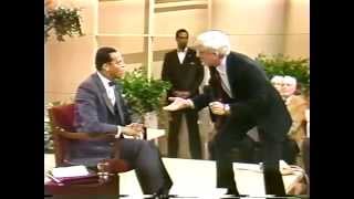 Minister Farrakhans First Appearance On Donahue 1985 [upl. by Hesketh391]