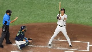 巨人坂本勇人がフェンス直撃特大ツーベースヒットぶちかます瞬間！巨人対ヤクルト 202483土ハイライト in東京ドーム [upl. by Heinrick202]