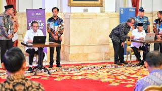 Presiden Jokowi Serahkan Surat Pemberitahuan SPT Tahunan Tahun Pajak 2023 22 Maret 2024 [upl. by Christmas310]