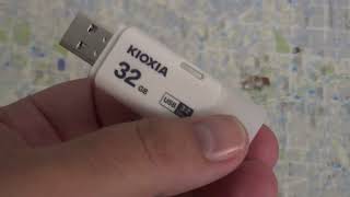 KIOXIA Transmemory HAYABUSA U301 32GB USB 32 Flash Drive English review [upl. by Ailemac]