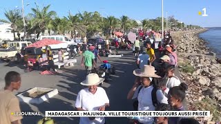 Madagascar Majunga ville touristique toujours aussi prisée [upl. by Peirsen]