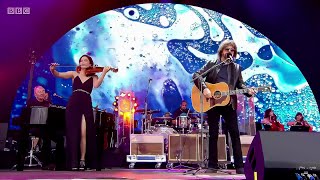 Jeff Lynnes ELO  Livin Thing Feat Rosie Langley  Glastonbury Festival 266 2016 [upl. by Morey]