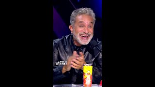 Arabs Got Talent  quotدي بتصقفبتصقفquot ضحكة ورقصة باسم يوسف قدام الروبوت لما سألها عن نفسه [upl. by Aerona]