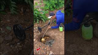 The moment of finding most expensive treasures metaldetecting shortsvideo goldhunter [upl. by Gonta]