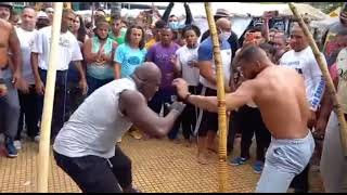 Mestre Sabará e Professor Tito Santos jogando na roda de capoeira praça da república 2022 [upl. by Naerb]