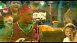 LeBron James Dunks On Delonte West [upl. by Kotto462]