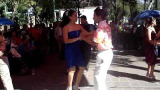 DANIEL RODRIGUEZ Y MONICA BAILANDO DANZÓN [upl. by Coben]