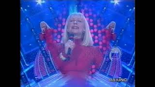 Raffaella Carrà  E salutala per me 1999 Version  Carràmba che fortuna 1999 [upl. by Devon]