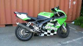 Kawasaki ZX7R sound [upl. by Conlen]