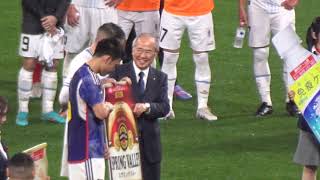 試合終了後 伊東純也のインタビュー＆場内一周！日本代表vsウルグアイ代表 【サッカー】Jyunya ITO JAPAN vs Uruguay 20230324 現地観戦 [upl. by Eiboh]