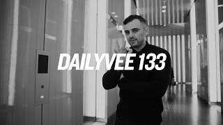 FLIPPING THROUGH THE DAY  DailyVee 133 [upl. by Stevy]