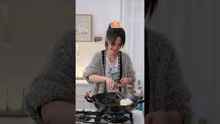 Deepfried noodle cake childhoodfood foodie shorts [upl. by Akessej722]