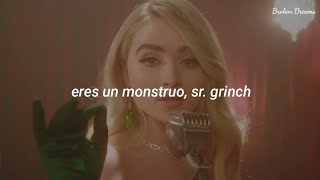 Lindsey Stirling  Youre A Mean One Mr Grinch ft Sabrina Carpenter video oficial  Español [upl. by Leumel]