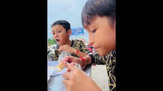 My Kid Eating a fertilized duck egg ballute egg streetfood yummy duck duckegg food [upl. by Eleaffar]