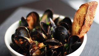 Andrew Zimmern Cooks Mussels Fra Diavolo [upl. by Michell564]