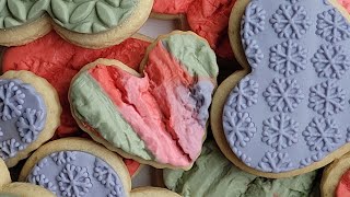 The Best Easy Rolled Buttercream Recipe [upl. by Elrahc]