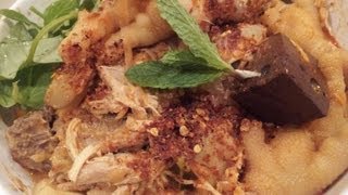 Cw Nana Lao Chicken Curry ເຂົ້າປຸ້ນນ້ຳໄກ່  Khaopoon Nam Gai [upl. by Enelad168]